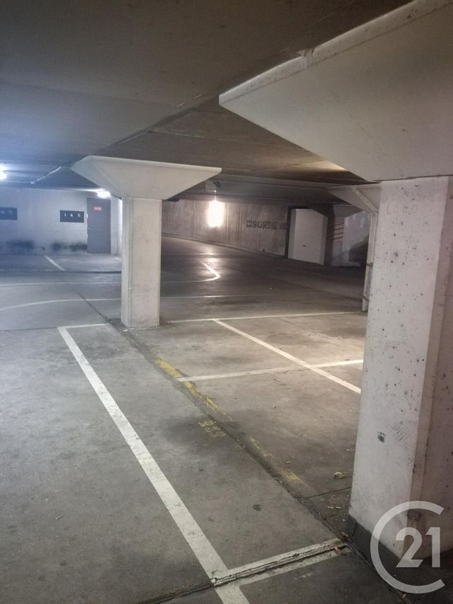 Parking à louer - 9 m2 - Boulogne Billancourt - 92 - ILE-DE-FRANCE