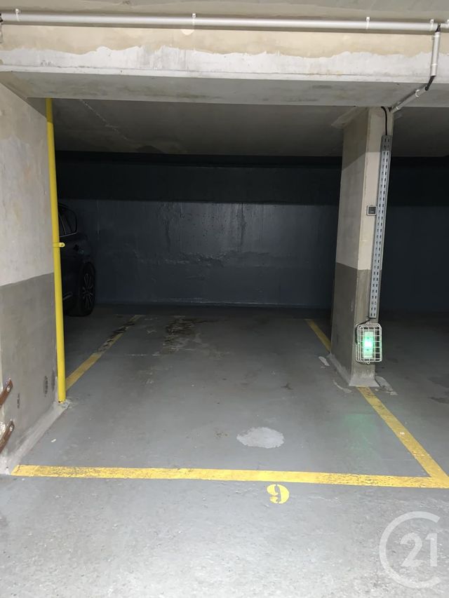 Parking à louer - 12 m2 - Boulogne Billancourt - 92 - ILE-DE-FRANCE